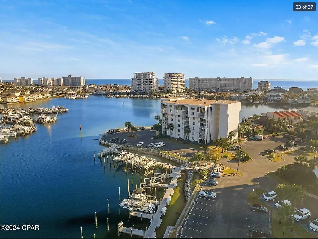 Dolphin Point 106C - Harbor Views & Boat Slip Villa Destin